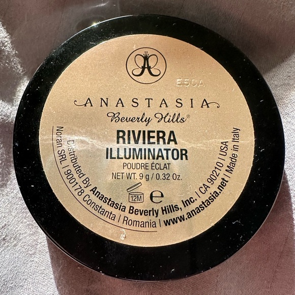 Anastasia Beverly Hills Riviera Highlighter - Picture 2 of 3